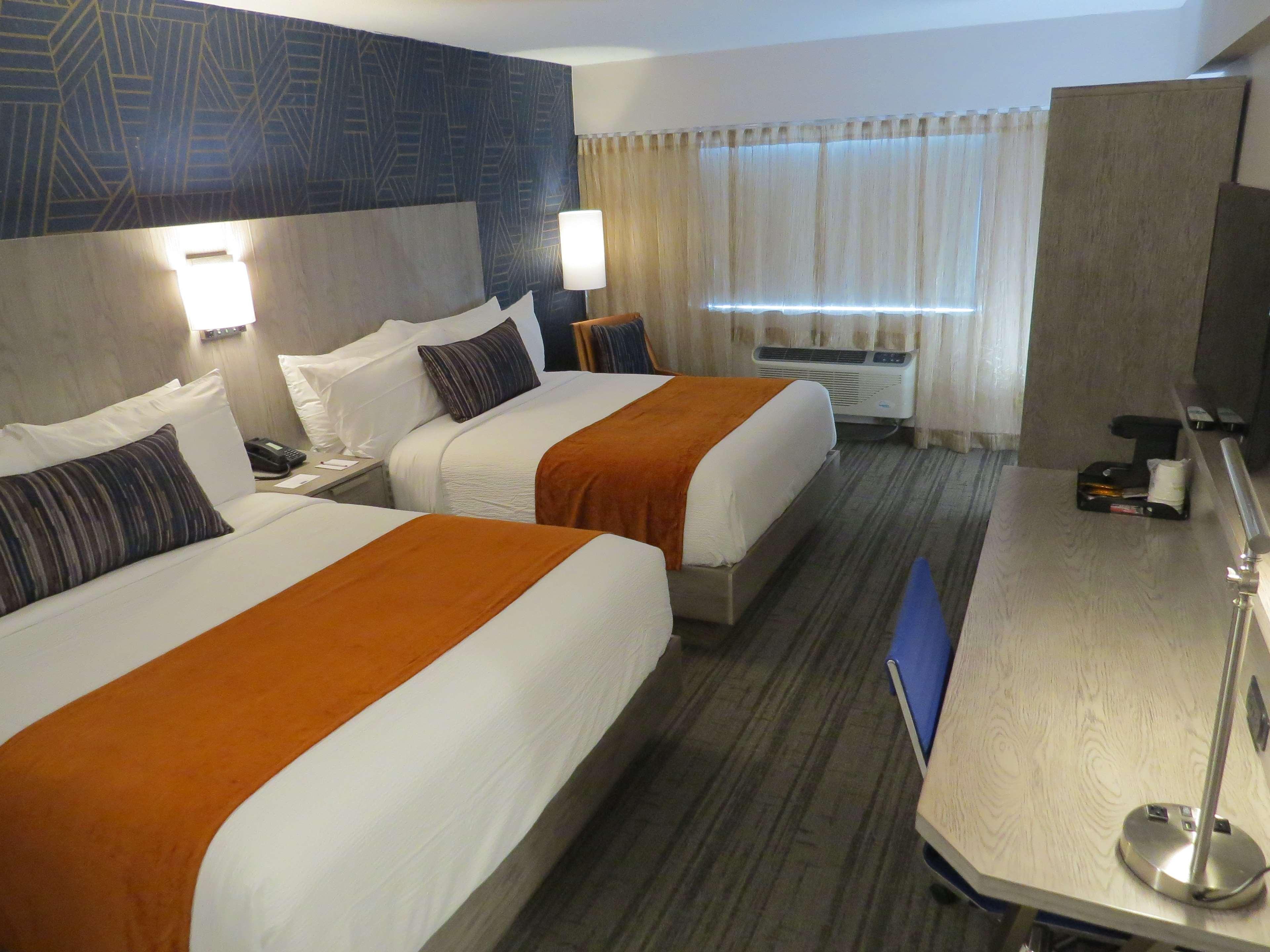 Best Western Plus Landmark Inn Laconia Εξωτερικό φωτογραφία