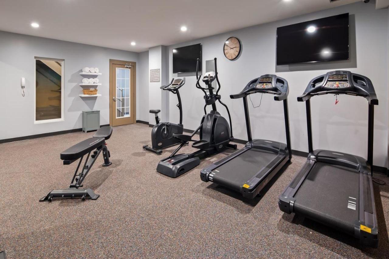 Best Western Plus Landmark Inn Laconia Εξωτερικό φωτογραφία