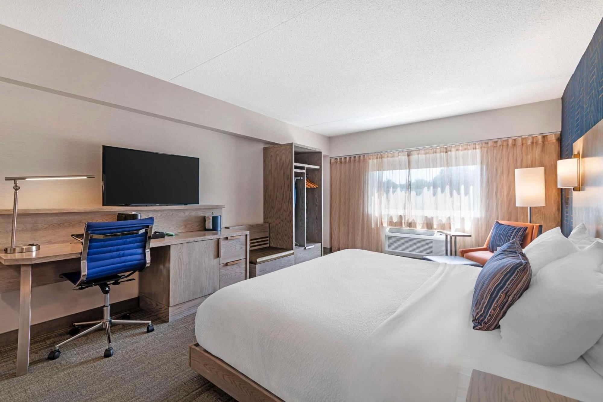 Best Western Plus Landmark Inn Laconia Εξωτερικό φωτογραφία