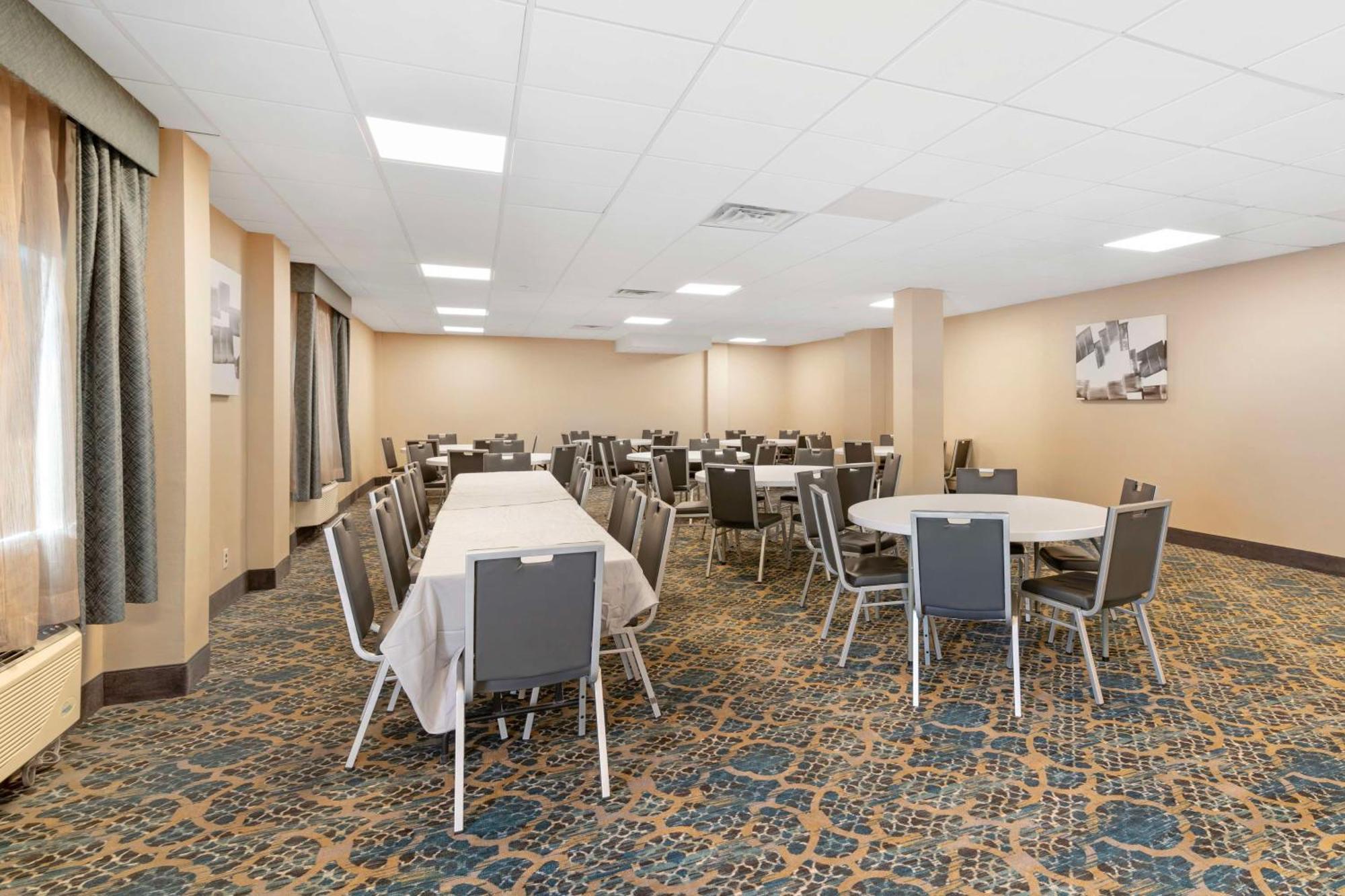 Best Western Plus Landmark Inn Laconia Εξωτερικό φωτογραφία