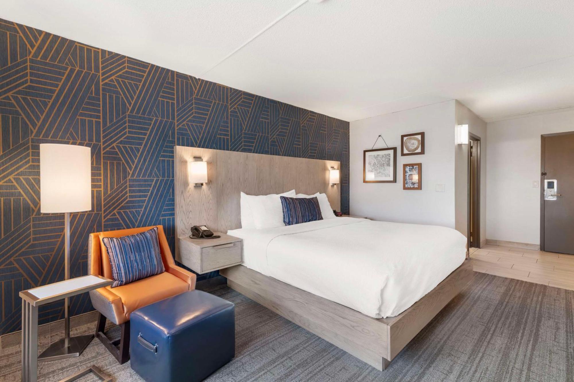 Best Western Plus Landmark Inn Laconia Εξωτερικό φωτογραφία